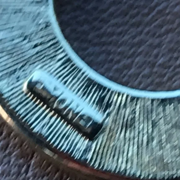 Vintage enamel brooch Monet Gold tone - Picture 4 of 7